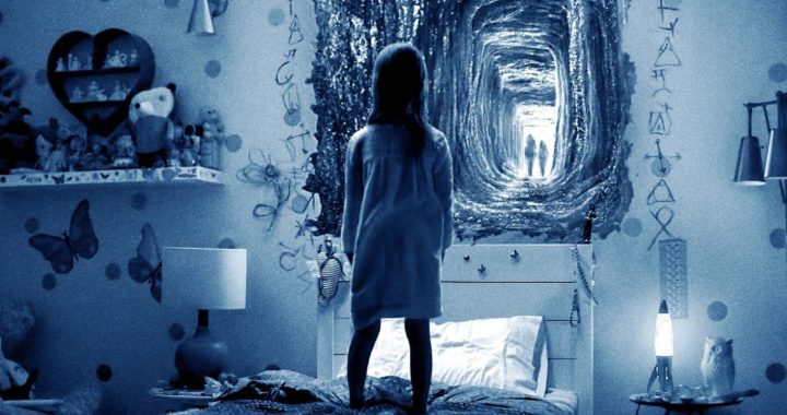 Poster for the movie "Paranormal Activity: Dimensione fantasma"